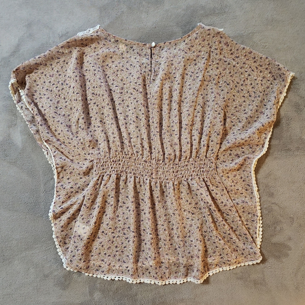 Forever 21 Boho Top - Picture 6 of 8